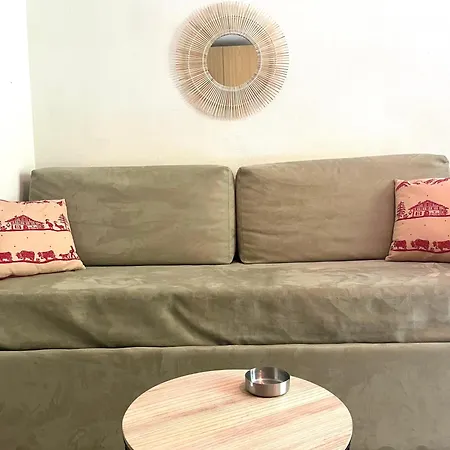 L'ora Blu Apartment *